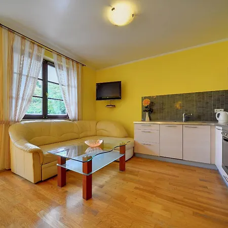 公寓 Komfortowe Sun Seasons 24 W Karpaczu Z Balkonem By Renters 卡尔帕奇