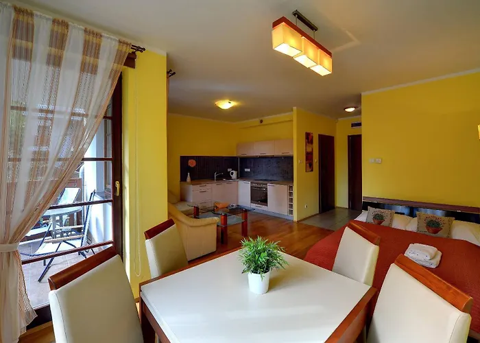 Komfortowe Sun Seasons 24 W Karpaczu Z Balkonem By Renters Appartement Karpacz